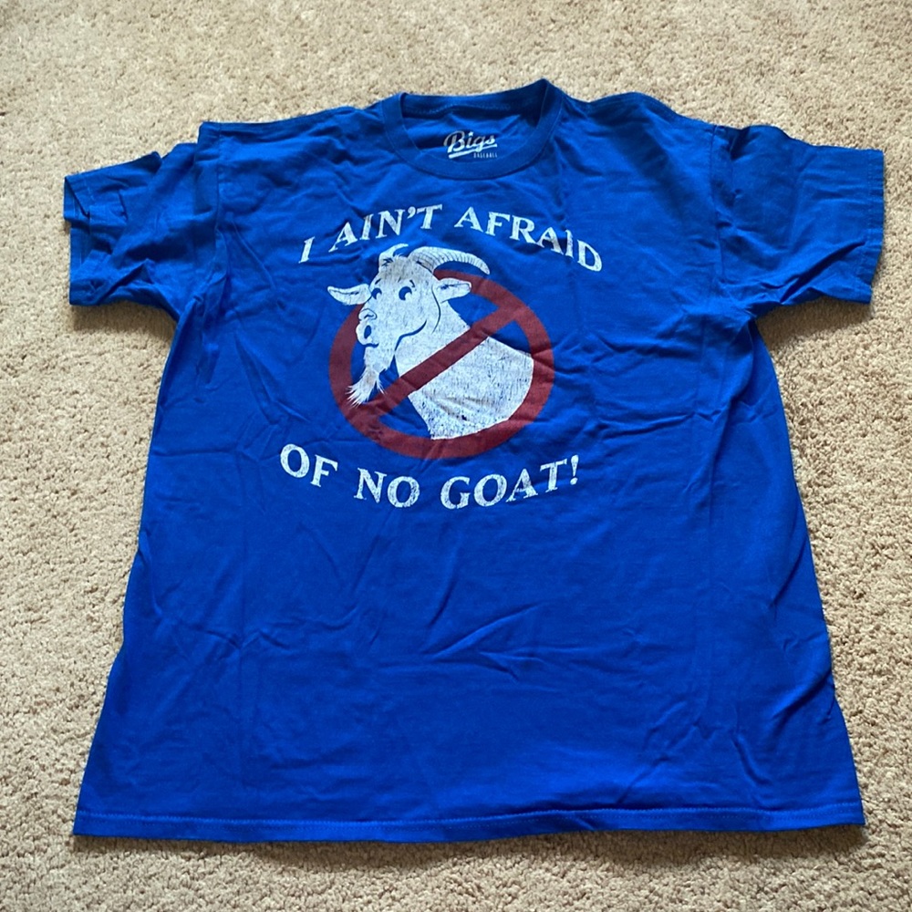 Chicago cubs goat tshirt large
